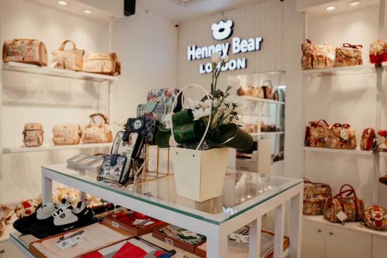 HenneyBear Romania | Genti, ruscsacuri si accesorii pentru femei